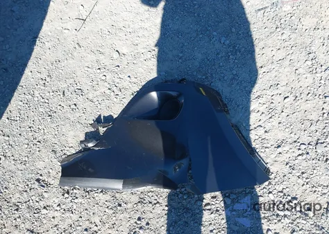 2014 Toyota Rav4 Le z USA, uszkodzony, nr VIN JTMZFREV5EJ017487